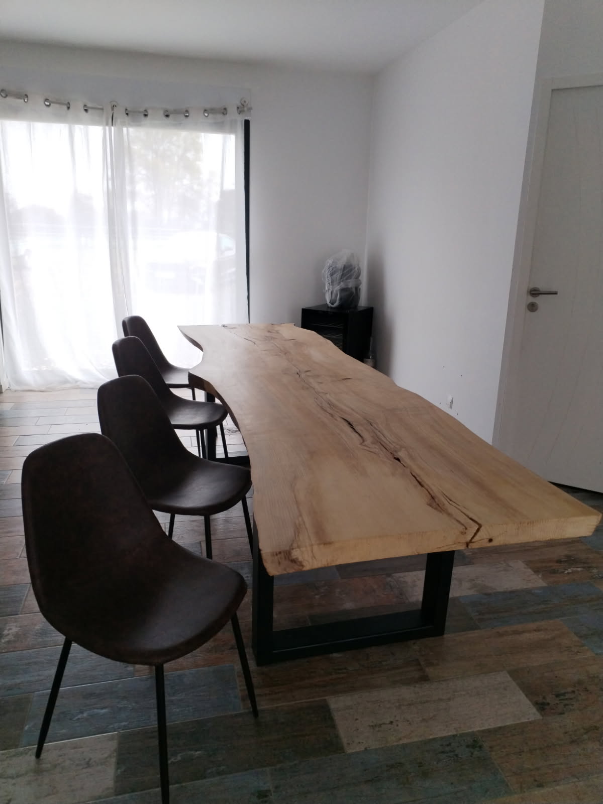 Table et mobilier intérieur bois sur mesure Cap’Orme